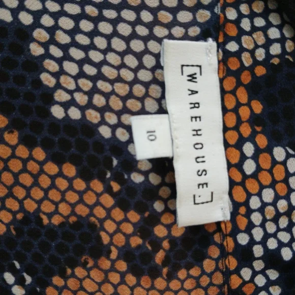 Warehouse Geometric Patterned Top - Picture 4 of 5